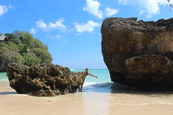 Disfrutando de la Playa Padang Padang